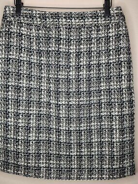Banana Republic Tweed Pencil Skirt — Black/White, Size 8 | Work Career Boucle